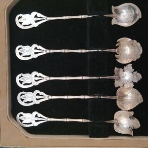 5 PC VINTAGE STERLING SILVER SPOONS